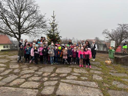 Christbaum schmücken