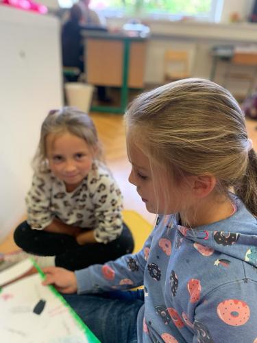 Große lesen für Kleine - 1. und 4. Kl