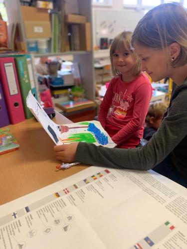 Große lesen für Kleine - 1. und 4. Kl