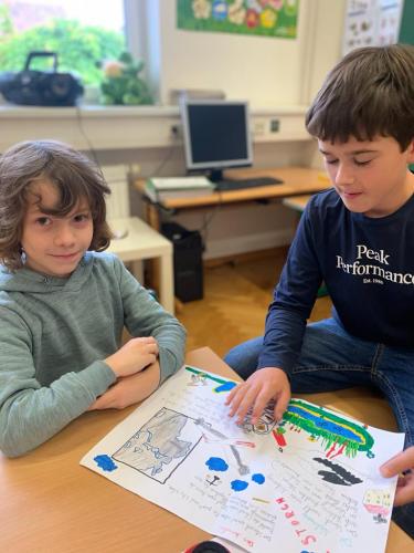 Große lesen für Kleine - 1. und 4. Kl
