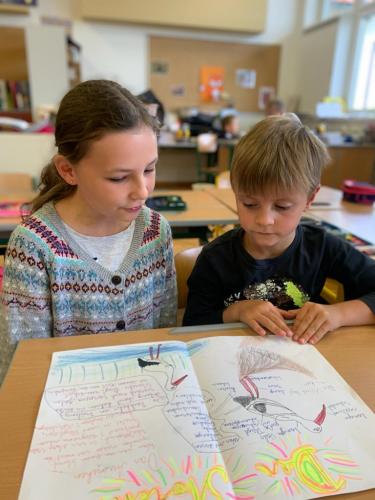 Große lesen für Kleine - 1. und 4. Kl