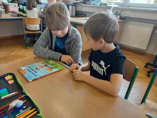 Vorlesetag! Kleine lesen mit Großen!