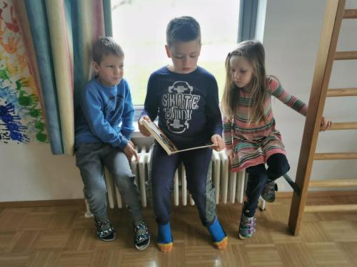 2. Klasse zu Besuch im KiGa Lasselsdorf